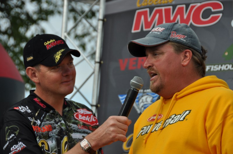 38B0EC17-50DF-4330-BABF-2CA3F7E6CF74