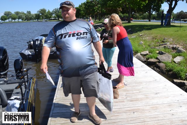 38B85119-BF28-4336-BBED-AEBC88CEEA94