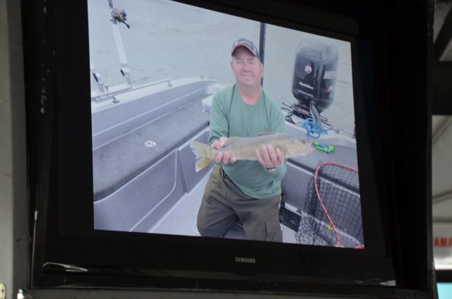 38EC7F36-1523-4692-B789-C276303ED4AE