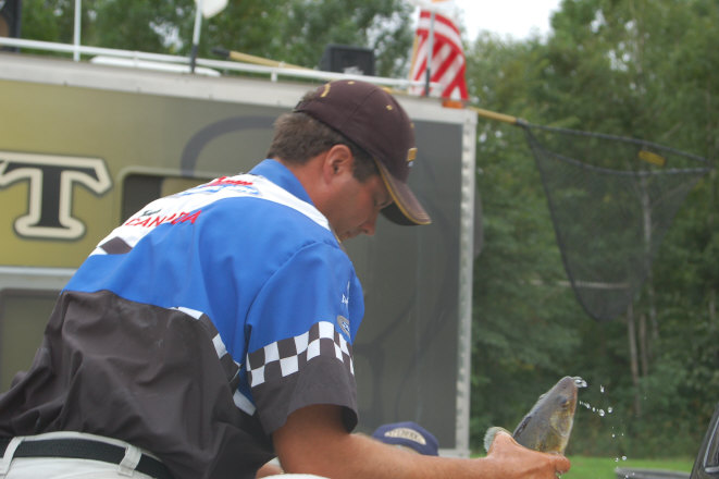 38EE9514-74CC-4D2F-9223-BCCC2699A976