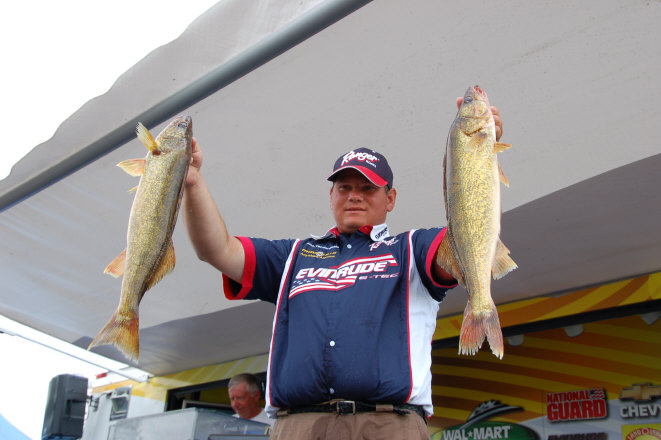 0D6F5D07-1373-4B2C-8501-420BF0808DC2