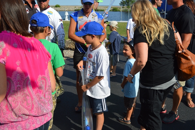 3911EF06-85BB-4D9F-9F9D-378C7AA81A45