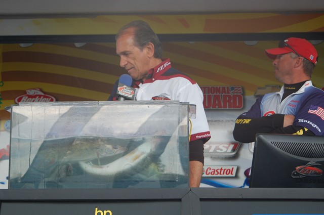 392F17A1-A27B-4BB3-AA87-79610AF46916