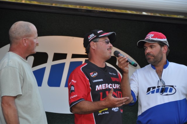 395C6893-9DF6-42F4-B8E2-E8BE13B1FB9B