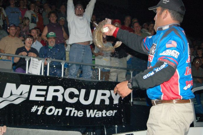 3989E6A3-919B-49F8-B652-CCD3B300050A