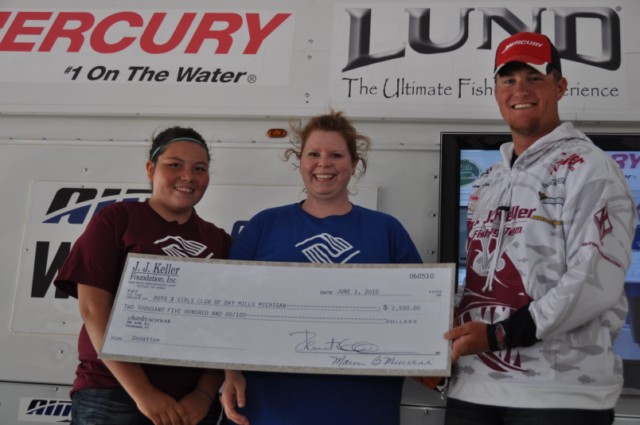 39C25E8A-F69F-4AA7-9EC1-1CA1343ABBE2