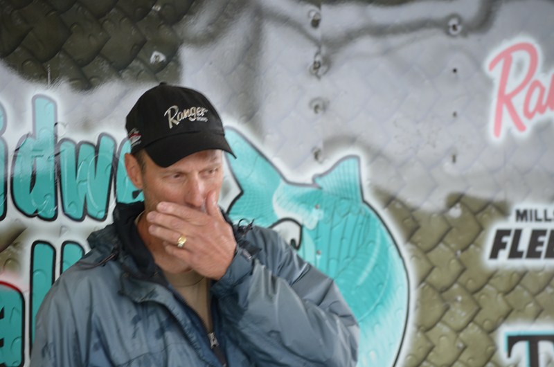 39E77312-DF77-45AA-9A6D-643DF1774D1C