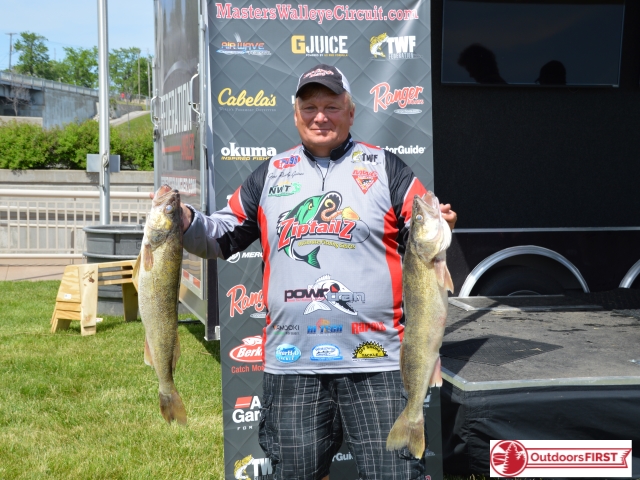 39F96F93-EA6C-40E2-84B9-5B88F1F7512E