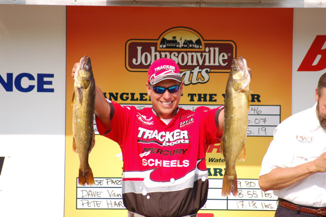 3A02E778-B692-4ED4-9478-F7DE1DC40E6C