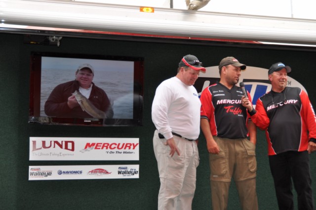 3A287584-54F1-4B1A-B5DE-5832260A2E3C