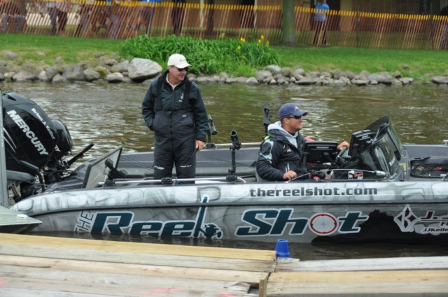 3A2F5036-D417-411C-B87E-5D00A279B955