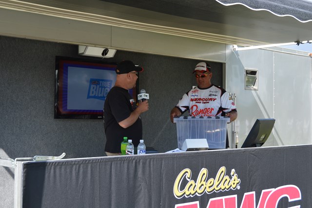 3AE85F67-F633-4CE5-88F7-7A24CEFF9322