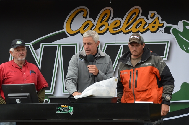 3B155046-8959-4F12-9335-A8B3DE7264D8