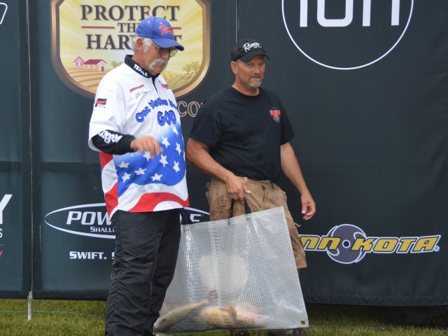 3B5EAF0F-5D01-4B0E-A001-360BF4ED0668