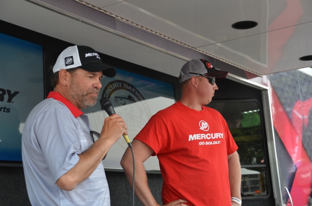 3B5F376C-32A0-471C-80F1-813899FB2BB6