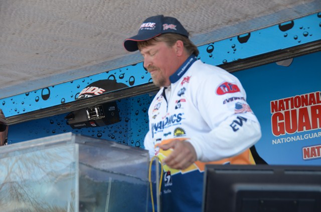 3B71B4DB-C0AA-4164-A585-B15FA126EA96