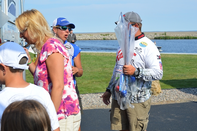 3B8CBAA3-47FC-4222-8E9A-62AB7152B642