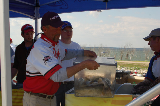 3B8EC0F2-1770-4FA6-8069-20A59C1961B4