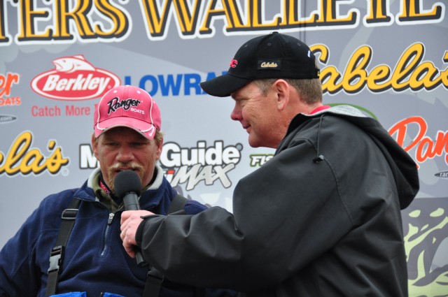 3B94C411-4B6F-4891-AC56-BD26A7FEFFB8