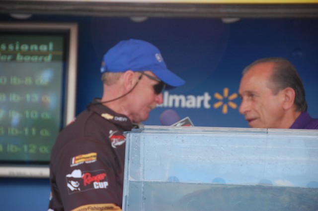 3BC504B3-A8BE-4CF5-AA5F-A4F2C830DCD9