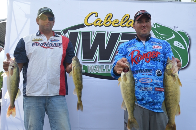 3C160AA0-63A1-4EC0-87C0-00FB85D95557