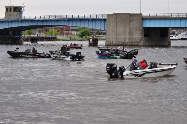 3C16E8C5-C750-48B6-ACDC-2D7A1D7A5541