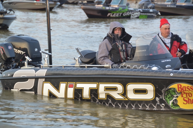 3C7D2B2D-17D6-4B3F-A9AF-DF2F410E5399