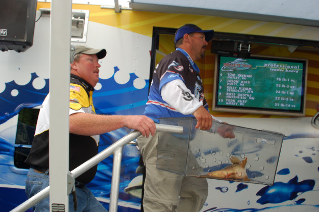 3C82BF03-1CDE-4660-A2A2-E922FB08F478