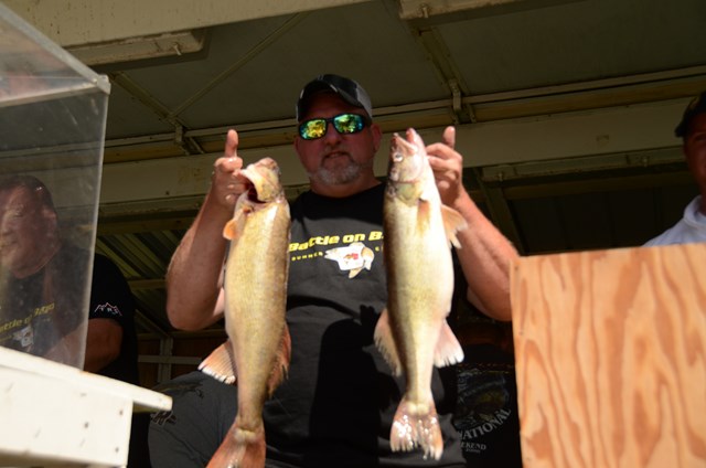 3C858B2F-816E-498C-B034-0D698A8D3C63