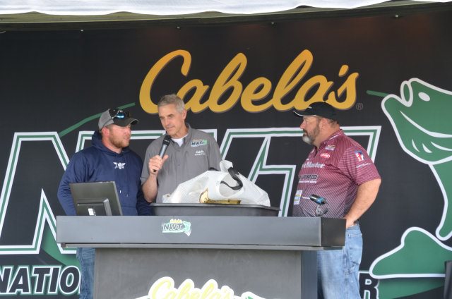 3C9BF95A-7FE5-4C38-A018-BAC20CD302C7