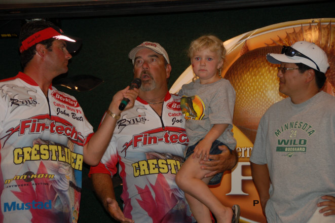 3CDB9822-2E98-4F06-B9D4-D0068178FD78