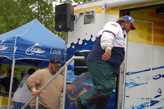 3CDE1826-B31A-4EA4-B29F-3BA057063A34