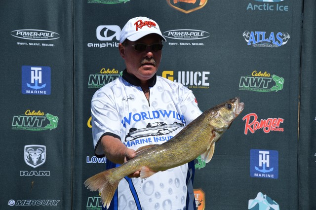 3CF2DA81-DE42-4104-BC70-4E6E6E953042