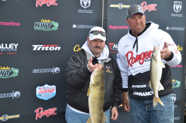 3D0DEF05-590C-4DB2-BBB9-1AD65E4E118E