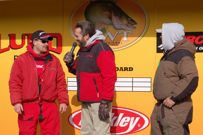 3D27D398-E097-4F80-AC03-51F8ED38CE95