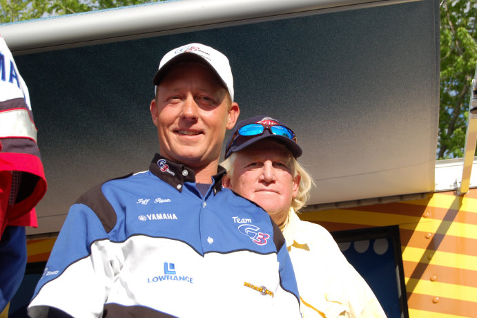 3D7ECEE1-641E-46BC-A721-FDFB08272263