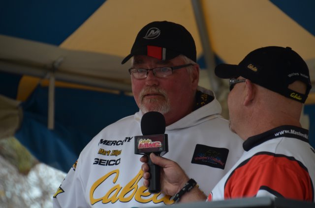 3D98BE95-044A-40A1-89AF-FFD126F72A96