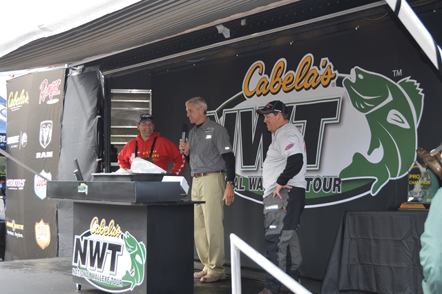 3D9FEEF2-624A-4242-BB42-4AE0AB7A3470