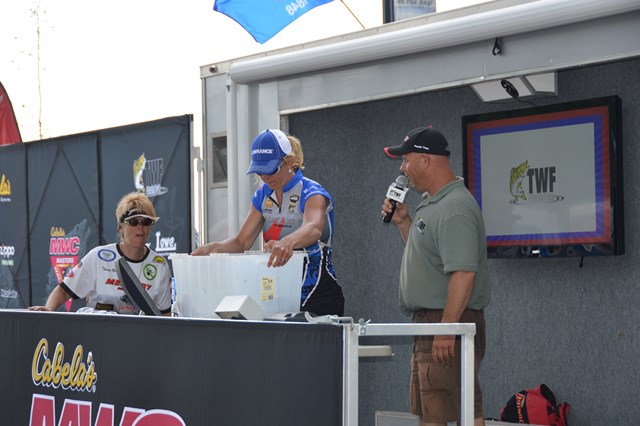 3DE1D21A-0EAE-47EE-B6ED-00E43C14CB13