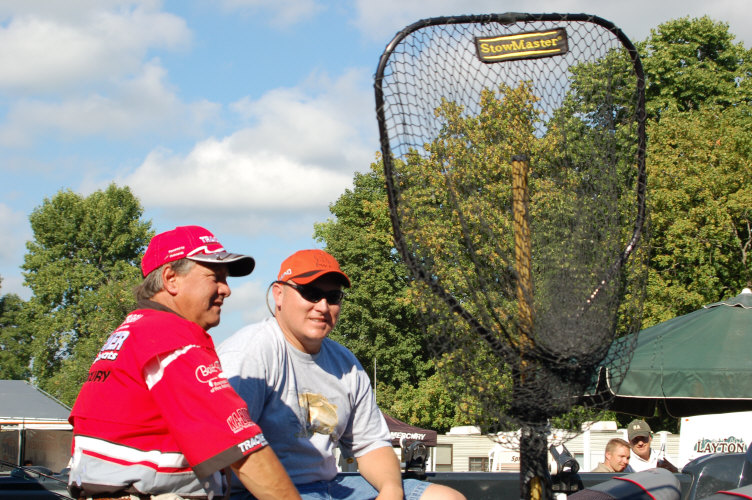 3DFE44B1-81BE-47A7-B253-53ACAE0E395B