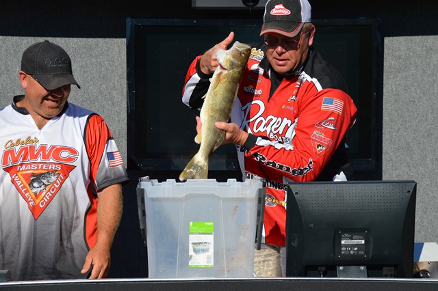 3E0B26D9-A245-4E39-9EAC-C73D73D6BD9A