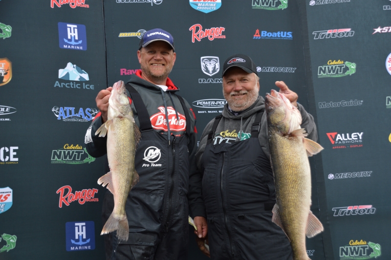 3E146D1E-490F-4504-B9C3-70AAB0347E78