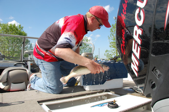 3E2C91CD-48FD-41DC-955B-6F154BBFCE25