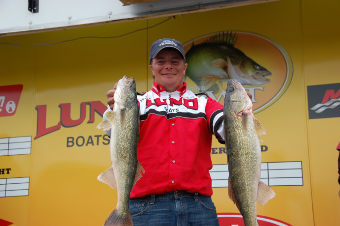 3E816BF6-32FD-40C7-B3B4-D410D68D5E39