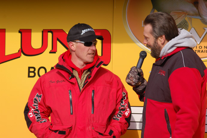 3E91045C-CBD7-427F-BCB1-78CD44EA9E77