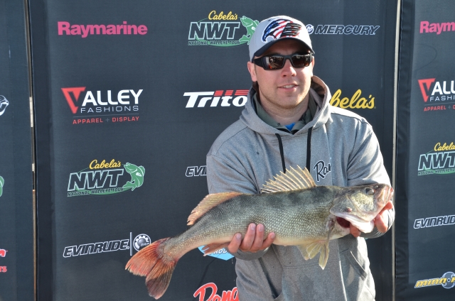 3ED906E6-5906-4019-898B-658DCA94430F