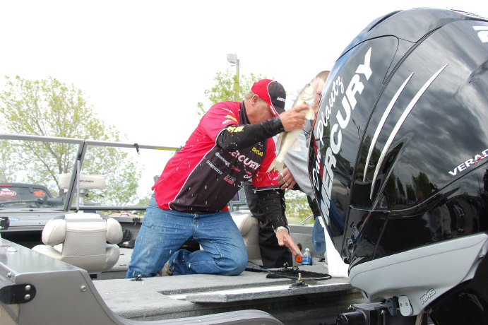 3F19784F-6C8B-4A08-A7B3-60E569C8FBA2