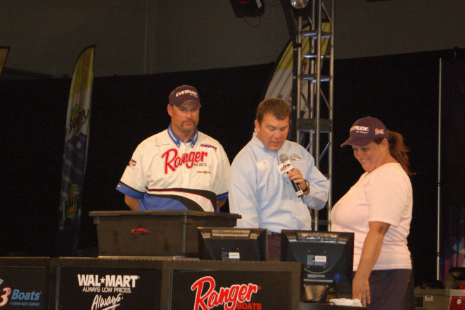 3F1CDC3A-C0B7-4CBD-A0B7-64A17B7F6484