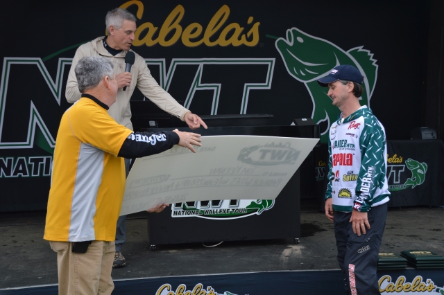 3F351BA1-D044-4D81-B99B-47147B53DFC8