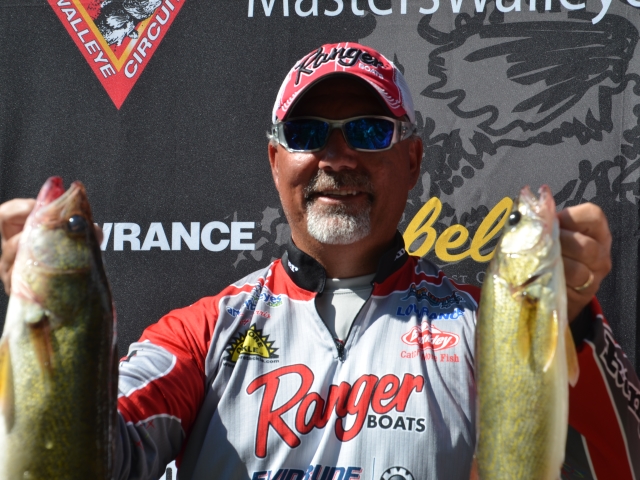 3F39946E-616C-4C47-B187-B3C791164F0C